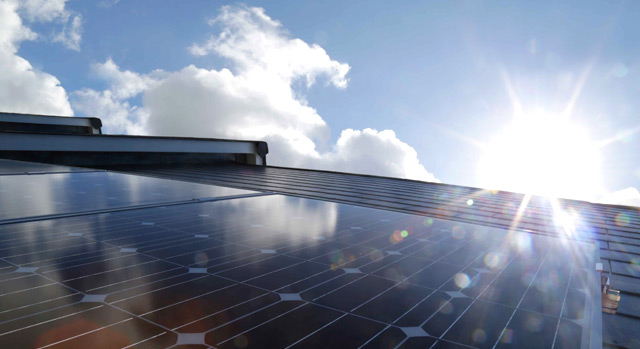 Rooftop solar panels reduce environmental impact