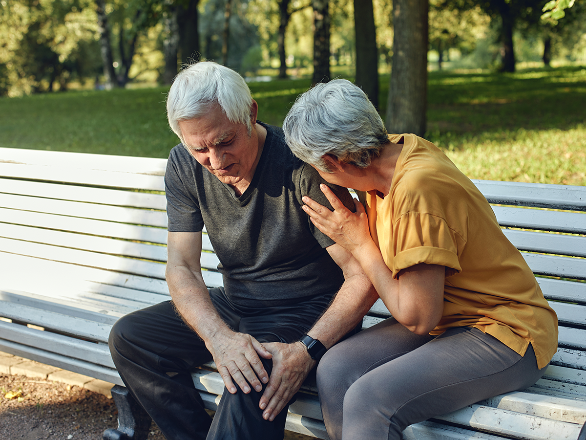 pareja de dolor de rodilla