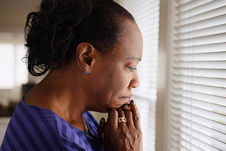 woman signs of depression